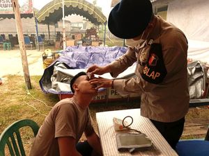 Lawan Asap Berbahaya, Sebagian Petugas Karhutla TNTP Mulai Sesak Napas