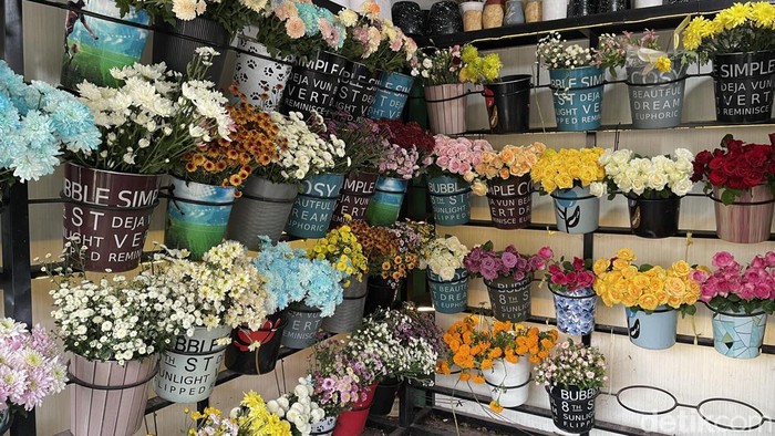 Toko penjual bunga di Bandung.