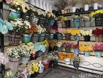 Menelusuri Jejak Penjual Bunga di Kota Kembang