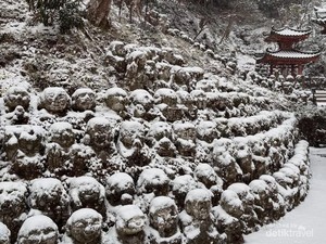 Unik, Kuil Otagi Nenbutsuji Kyoto Punya 1.200 Patung Wajah