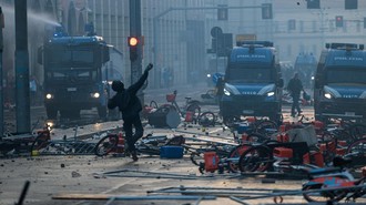 Demo Protes Biaya Hidup di Prancis Meluas ke Italia, Belgia hingga Portugal