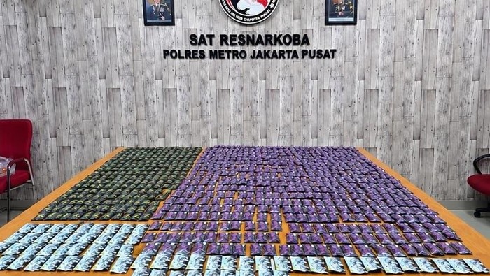 858 catridge vape isi etomidate disita pihak kepolisian
