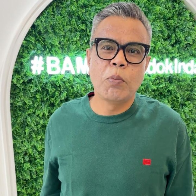 Respek! Abdel Achrian Kuliah S2 Komunikasi Politik di Umur 56 Tahun