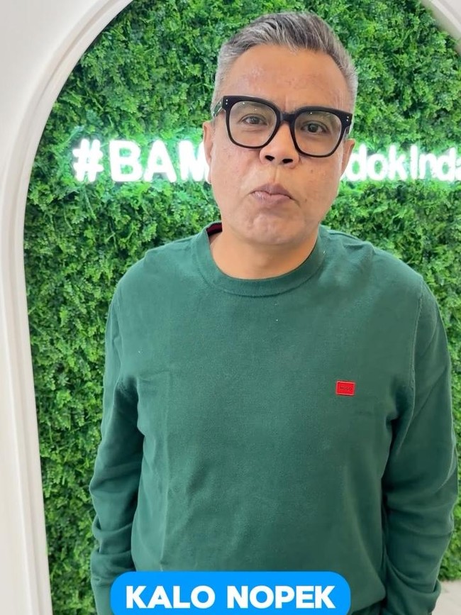 Respek! Abdel Achrian Kuliah S2 Komunikasi Politik di Umur 56 Tahun