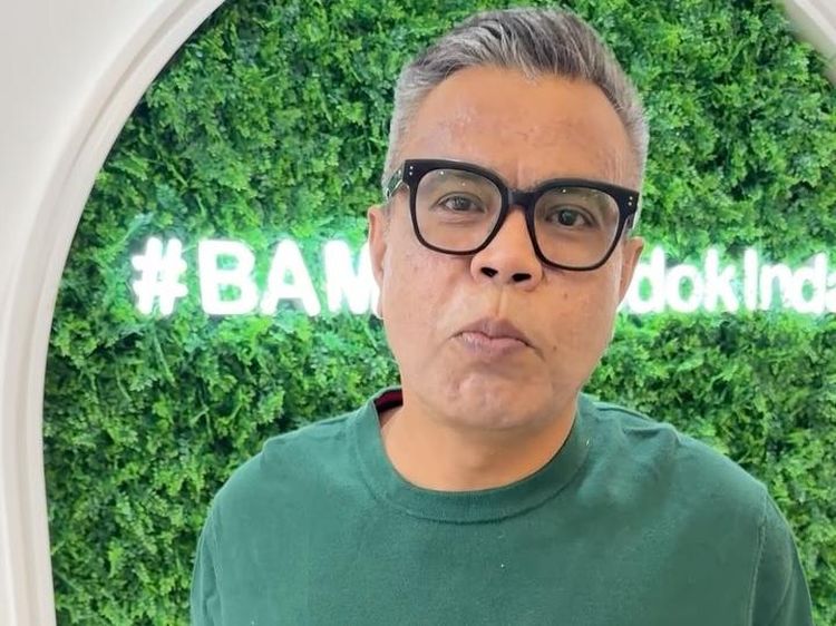 Respek! Abdel Achrian Kuliah S2 Komunikasi Politik di Umur 56 Tahun