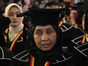 Sosok Ainun, Disabilitas Tunanetra yang Sabet Gelar Magister dari UPI