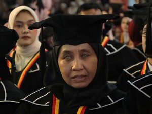 Sosok Ainun, Disabilitas Tunanetra yang Sabet Gelar Magister dari UPI