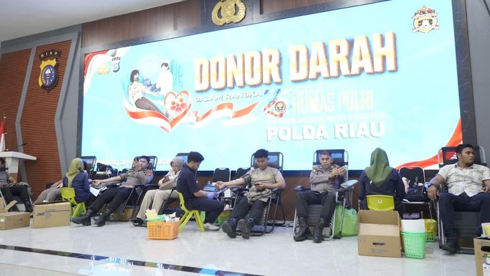 Bidhumas Polda Riau Gelar Donor Darah Sambut HUT ke-75 Humas Polri Bidhumas Polda Riau Gelar Donor Darah Sambut HUT ke-75 Humas Polri, Selasa (20/10/2026).