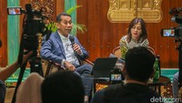 Kamrussamad menjelaskan sejumlah program prioritas pemerintah, seperti Makan Bergizi Gratis (MBG), Cek Kesehatan Gratis (CKG), Sekolah Rakyat, serta penguatan ekonomi desa.   