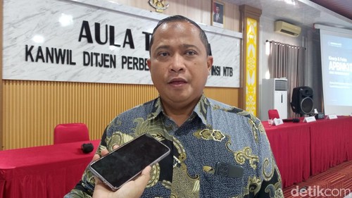 Kabid Pembinaan Pelaksanaan Anggaran II Kanwil Perbendaharaan NTB, Adi Widyandana. (Foto: Ahmad Viqi/detikBali)