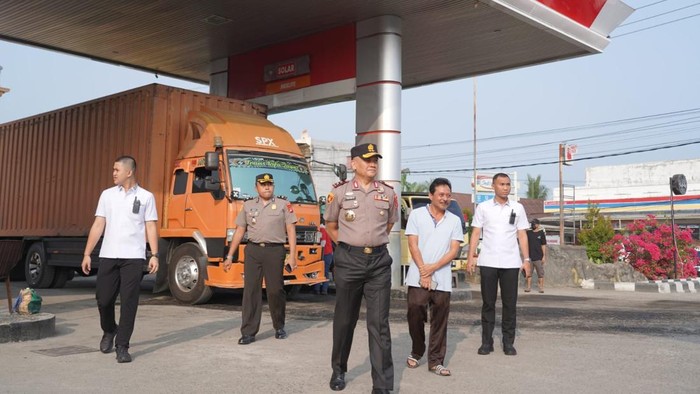 Kapolda Sulbar Irjen Totok Suharyanto bentuk tim terpadu untuk mencegah penyalahgunaan BBM bersubsidi.