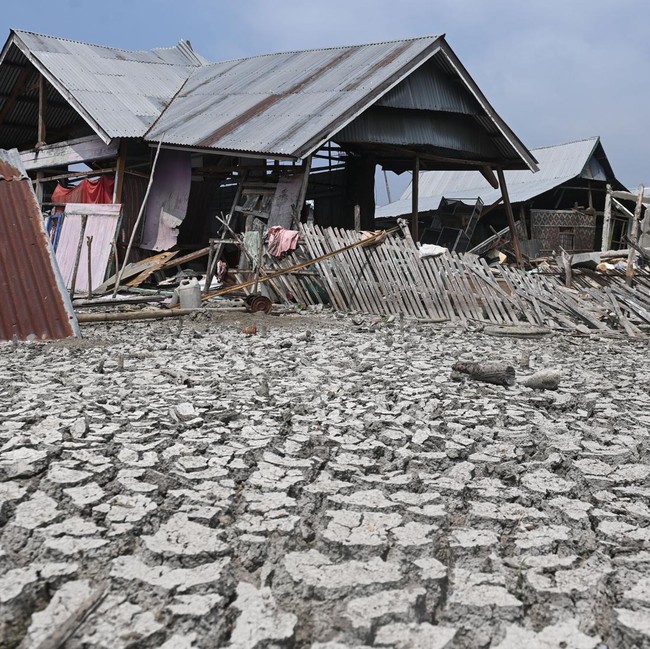 Dua Bulan Pascagempa Flores, 118 Ribu Rumah Rusak