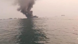 Kapal Feri Terbakar di Dekat Pelabuhan Merak, Penumpang Dievakuasi