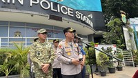 Polisi Dalami Cara Greenpeace Naik ke Patung Selamat Datang Bundaran HI