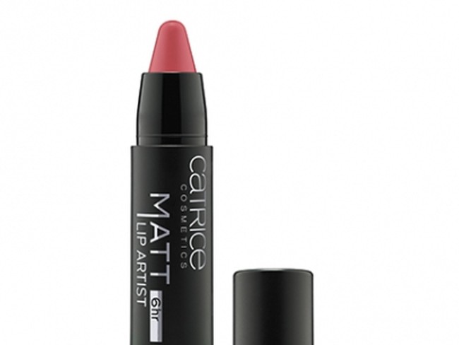 Lipstik yang Tahan Lama dan Tidak Membuat Bibir Kering