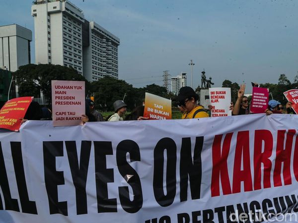 Massa Mahasiswa dan Aliansi Masyarakat Gelar Aksi di Tugu Tani Jakpus