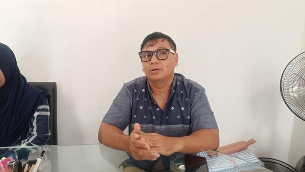 Masyarakat berharap permasalahan aliran Sungai Cileungsi di wilayah Desa Limusnunggal, Kecamatan Cileungsi, Bogor, Jawa Barat, yang menghitam tidak berlarut-larut.