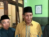 Kepsek MI Dianiaya Oknum TNI gegara Kaus Kaki, Dandim Lamongan Minta Maaf
