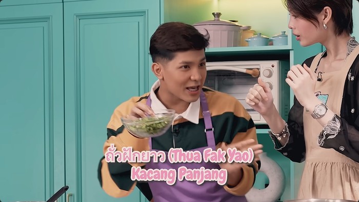 Nada dan Jirayut masak somtam yang autentik