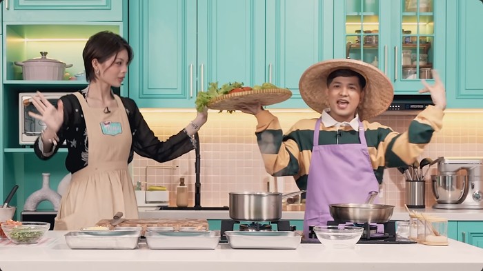 Nada dan Jirayut masak somtam