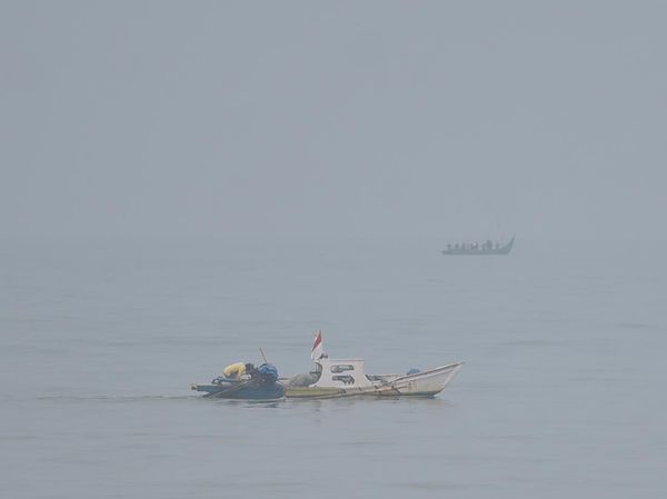 Kabut Asap Halangi Nelayan Melaut