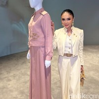 Bukan Cuma Skincare, Ini Tips Awet Muda ala Yuni Shara