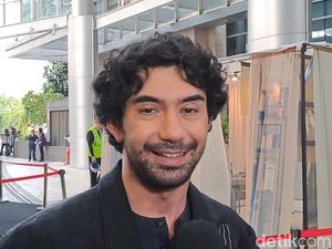 Reza Rahadian Tanggapi Soal Aksi Mahasiswa