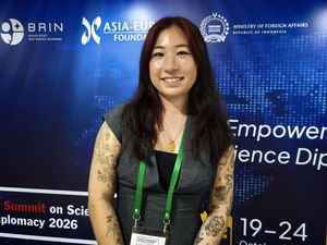 Ingin Geluti Cyber Security? Ini Tips dari Periset Malaysia Samantha Khoo