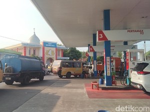 Warga Majalengka Keluhkan Kelangkaan BBM