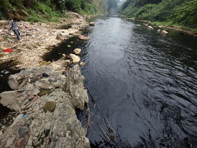 Sungai Cileungsi di Bogor Kembali Menghitam, Diduga Akibat Pencemaran Limbah