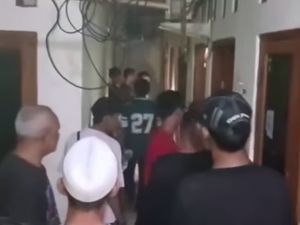 Viral Pria Diperas Open BO Berujung Kosan di Cakung Digerebek Warga