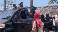 Lagi Asyik Duduk-duduk di Pantai Klui, Rombongan Wisatawan Ditodong Bayar Rp 150 Ribu