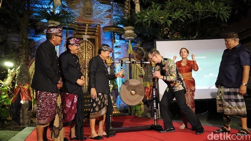 Acara seremonial pembukaan Ubud Writers and Readers Festival (UWRF) 2026di Puri Agung Ubud, Gianyar, Rabu (21/10/2026). (Foto:Aryo Mahendro/detikBali)