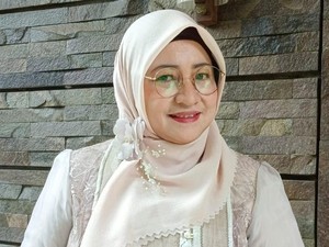 Anitawati Merawat Warisan Tidore Lewat Revitalisasi Tenun Puta Dino Kayangan