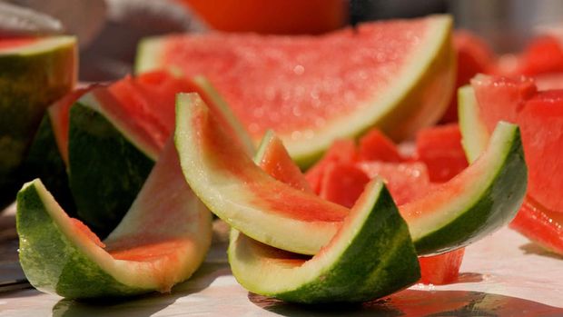 Beda Negara Beda Nasib! 5 Makanan Enak Ini Malah Dibuang di Negara Lain