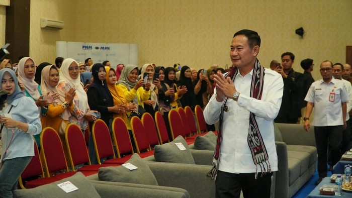 Bupati Lamongan, Pak Yes