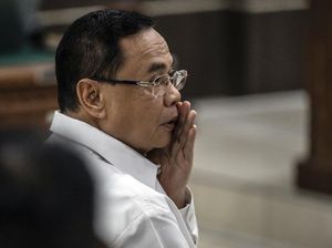 Video: Bupati Pati Sudewo Divonis 8,5 Tahun Penjara Kasus DJKA & Suap Jabatan