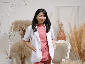 Dari Dokter Gigi ke Kursi CEO, Alumni FKG UNAIR Ini Pimpin Ratusan Karyawan