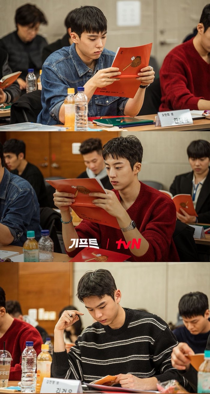 Cast drama Korea GIFT baca naskah perdana.