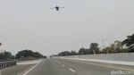 Tol Paspro Disiapkan Jadi Landasan Darurat, Warga Ramai Saksikan Pesawat Tempur