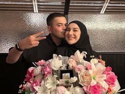 7 Foto Mesra Irish Bella-Haldy Sabri Rayakan Anniversary, Dapat Kado Spesial