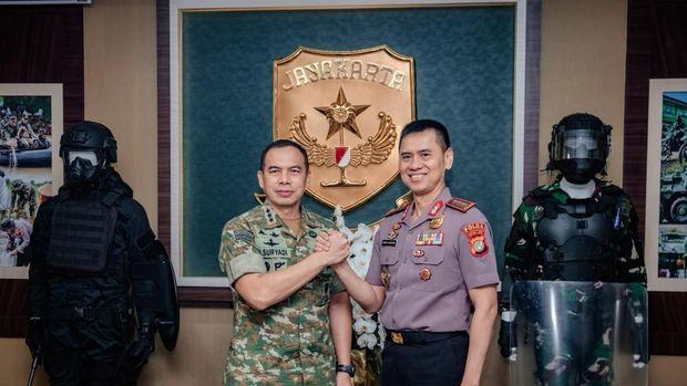 Kapolda Metro Jaya Komjen Dadang Hartanto bertemu dengan Pangdam Jaya Pangdam Jaya Letjen TNI Deddy Suryadi membahas penguatan keamanan di DKI Jakarta, Rabu (21/10/2026).