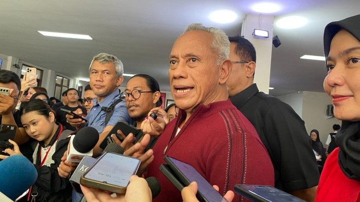 Ketua DPP PDIP Komarudin Watubun