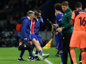 Kvaratskhelia Cedera ACL, Terancam Absen Hingga Akhir Musim