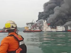 Cerita Penumpang KMP Batu Mandi Asal Lampung: Alarm Bunyi, Warga Berdesakan