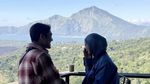 Kompak! Lesti Kejora dan Rizky Billar Makan Durian hingga Minum Kopi Bareng