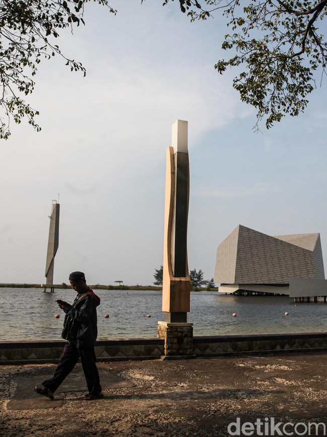 Masjid Apung An-Nur Jadi Magnet Baru Wisatawan di Ancol