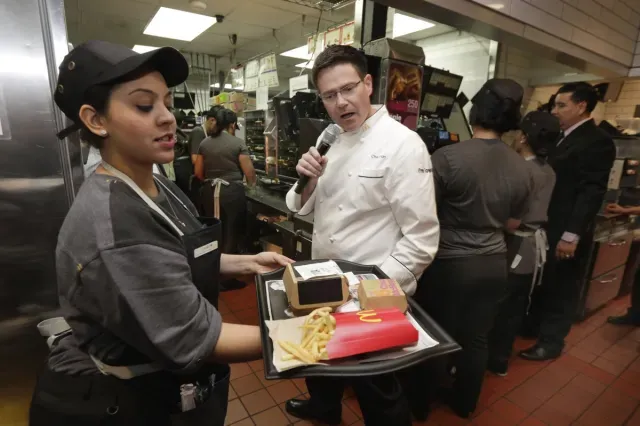 McDonald's Gelar Chef's Table, Pengunjung Bisa Makan Mewah Gratis!
