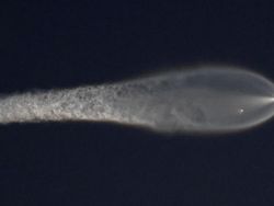 Misi SpaceX Bandwagon 5 Bawa 32 Satelit ke Luar Angkasa
