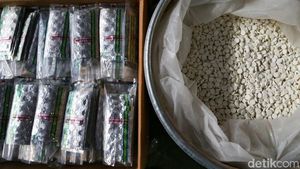 Pabrik Obat Keras Ilegal di Sukoharjo Digerebek, 7,8 Juta Butir Disita